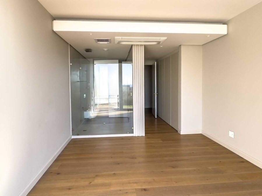 3 Bedroom Property for Sale in Fresnaye Western Cape